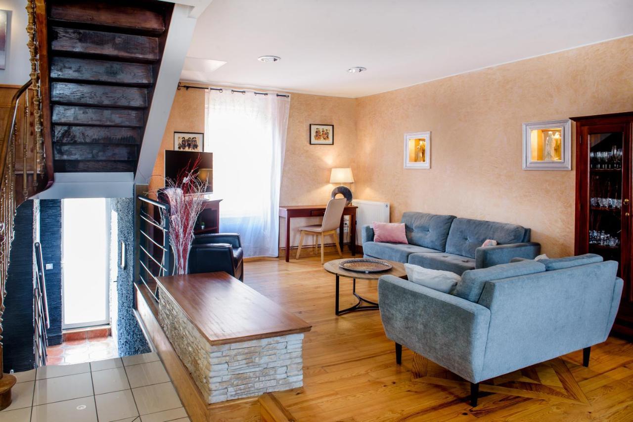 La Sainte Famille Hotel Lourdes Exterior photo